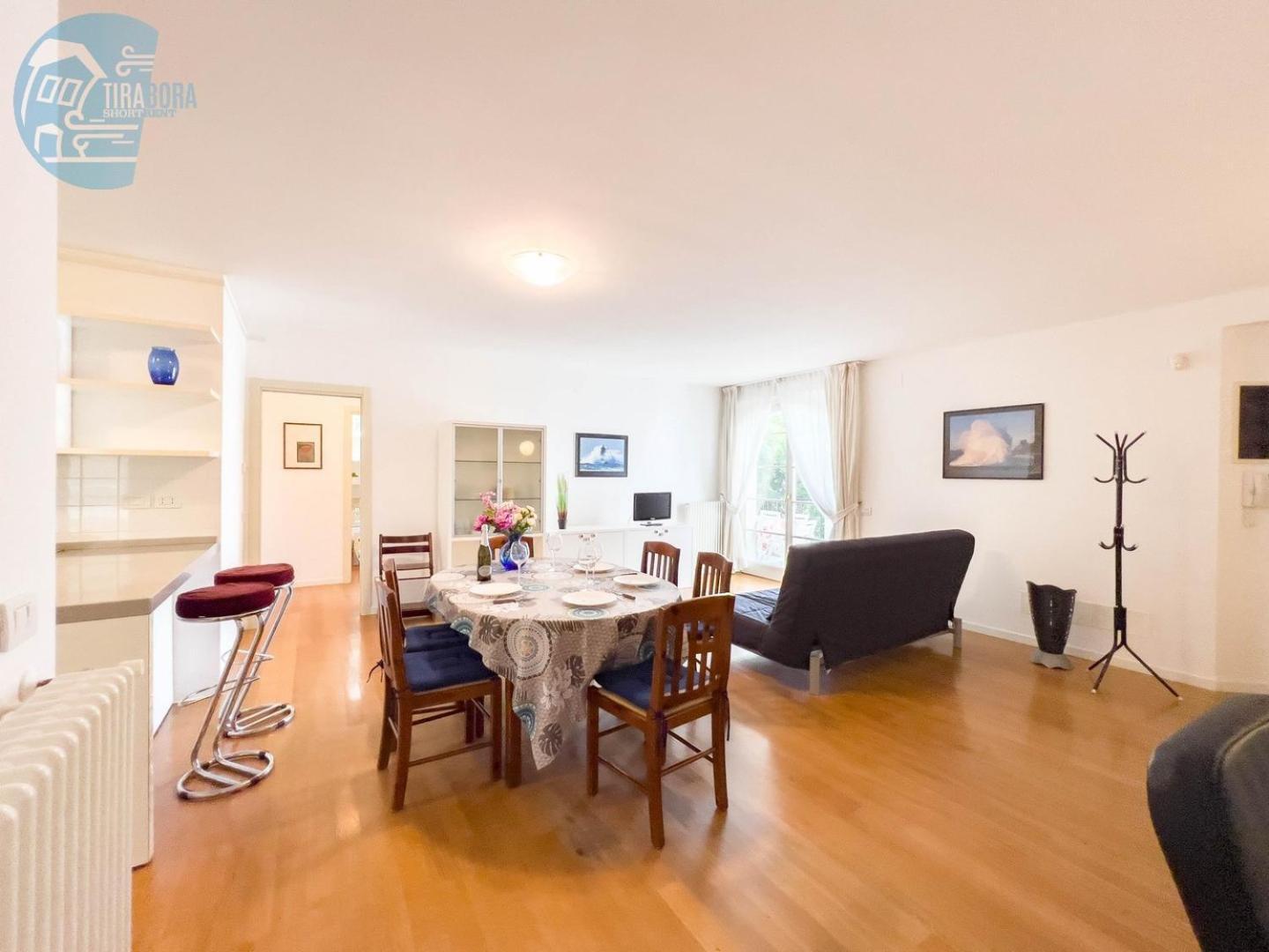 Cattedrale 5 Tirabora Short Rent Apartment Triest Exterior foto