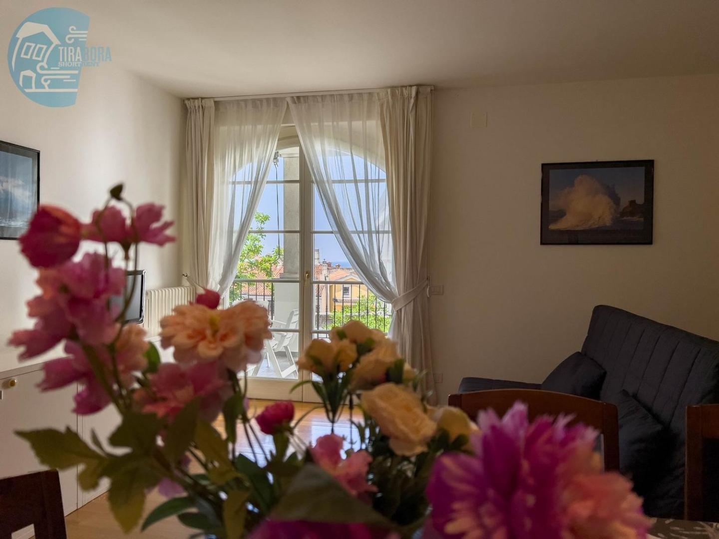 Cattedrale 5 Tirabora Short Rent Apartment Triest Exterior foto