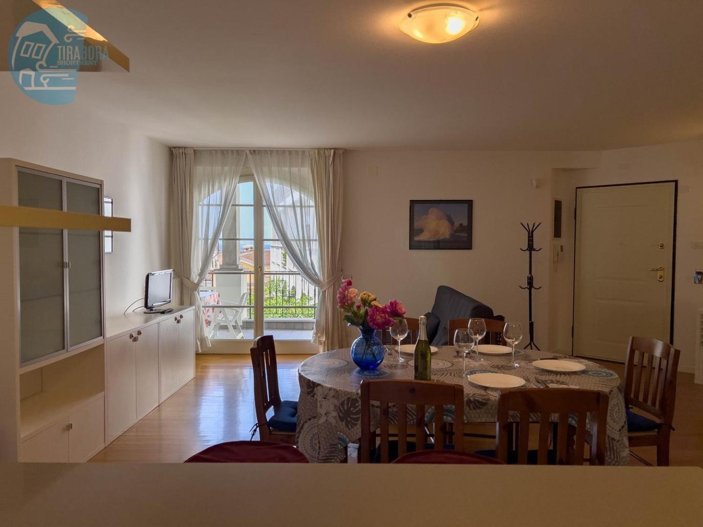 Cattedrale 5 Tirabora Short Rent Apartment Triest Exterior foto